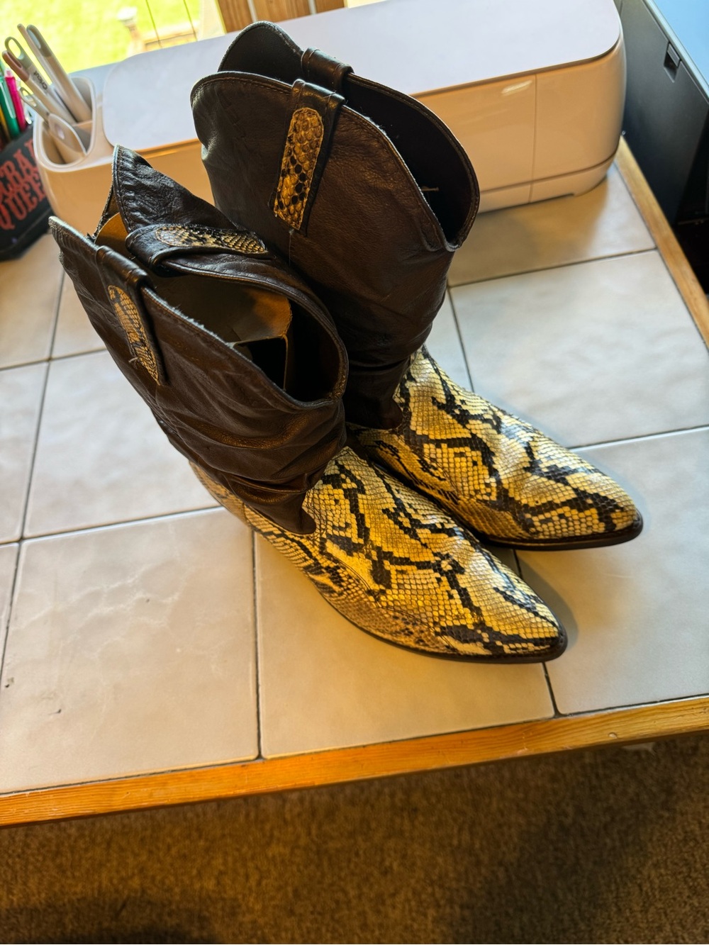dingo Black Shaft Yellow Snake-Print Cowboy Boots